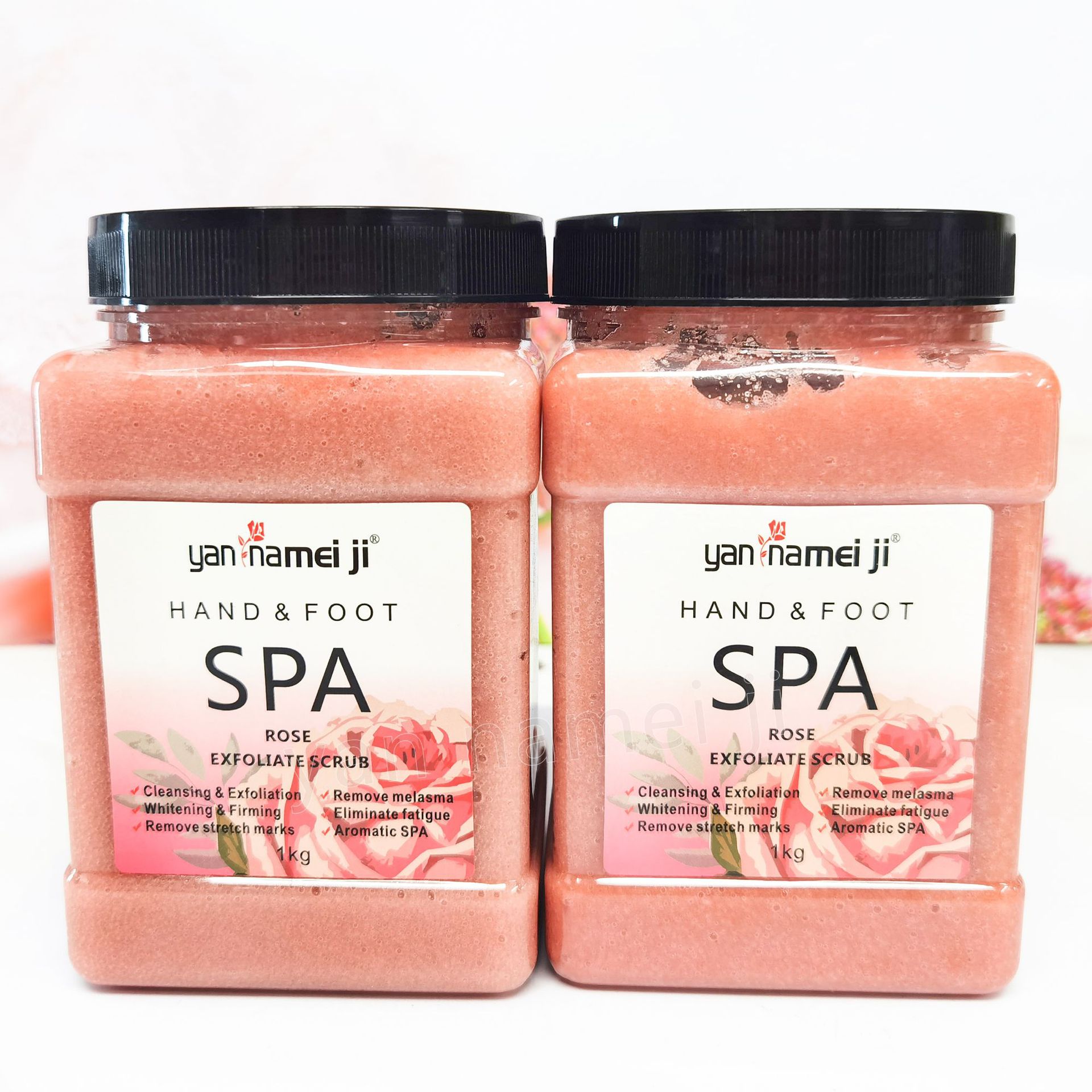 Whole Body Brightening Wet Salt Scrub